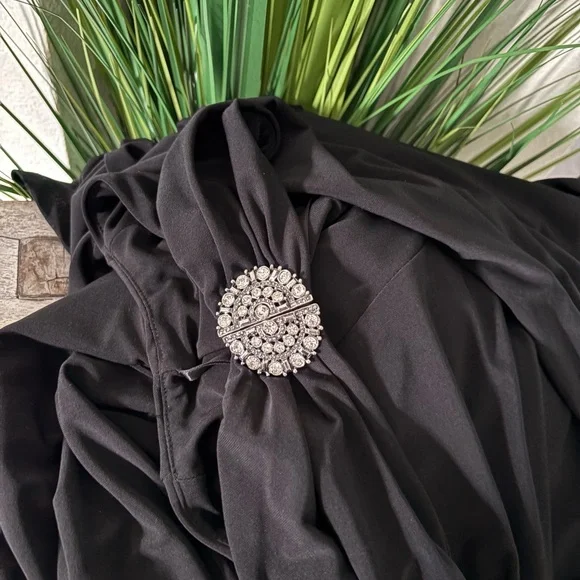 Lauren Ralph Lauren Black One-Shoulder Evening Dress - Picture 6 of 8